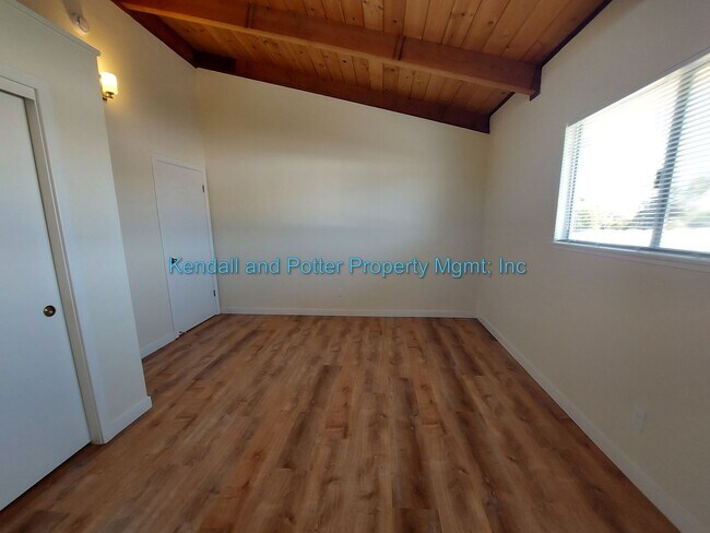 Building Photo - East Lake Ranch, LLC
