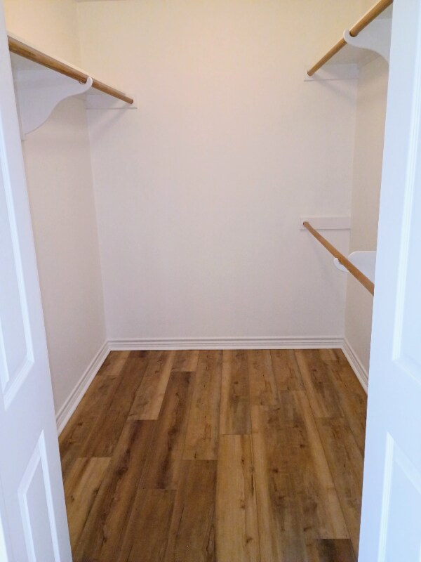 Building Photo - 1517 Northwood Dr