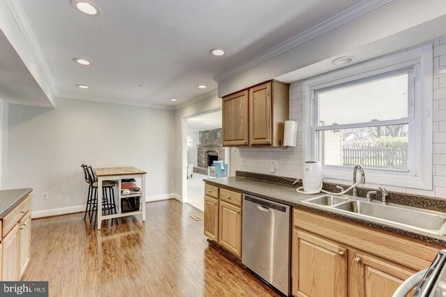 Building Photo - 4311 Pergate Ln