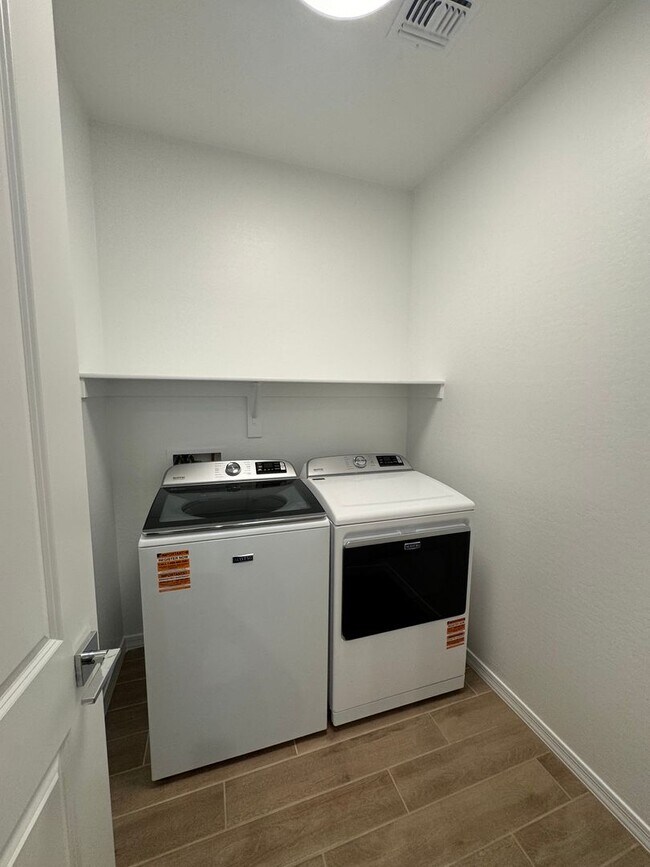 Building Photo - Brand new home in Vistancia/ $500 off move in by 11-1-2025 ***