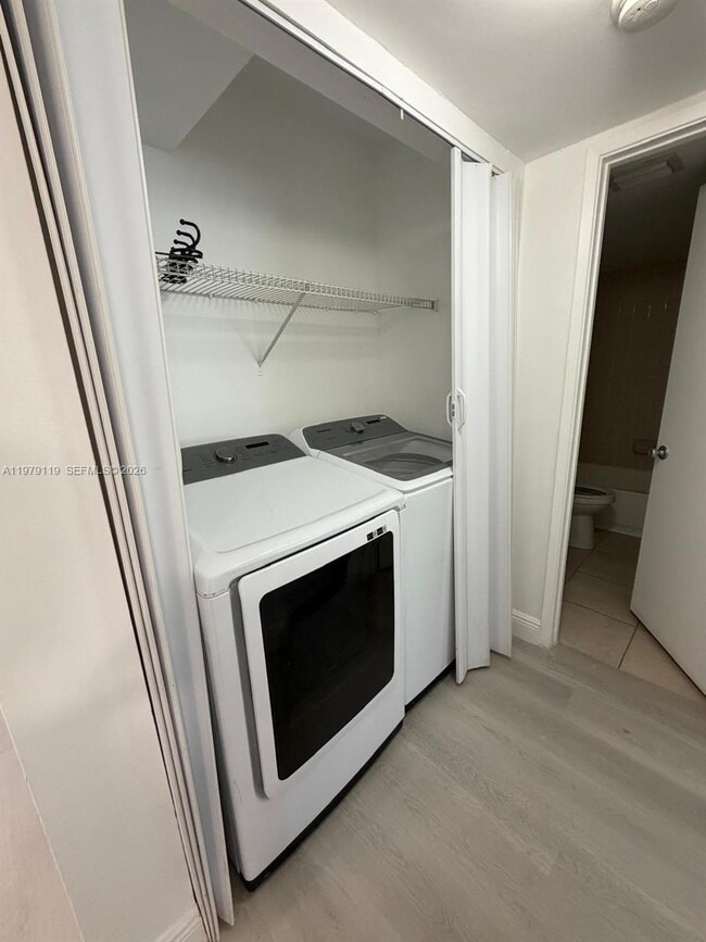 Building Photo - 8730 N Sherman Cir