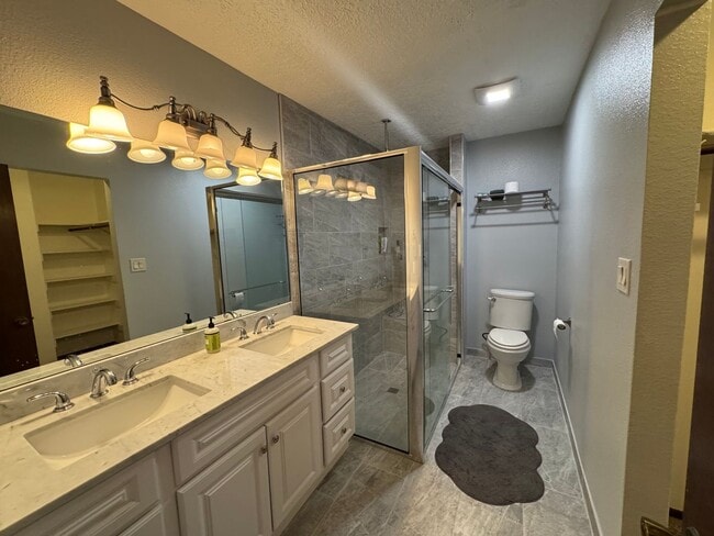 Building Photo - 3bed 2bath near ABQ Academy