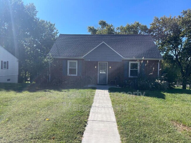 Primary Photo - 1130 Whiteford Rd