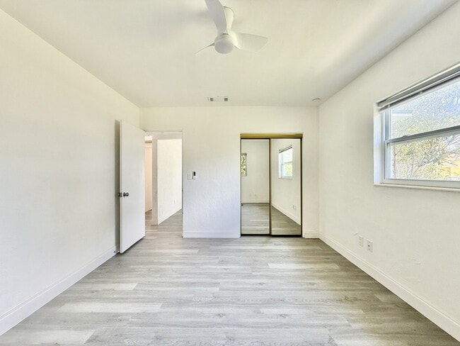 Building Photo - 4426 4th Ave N