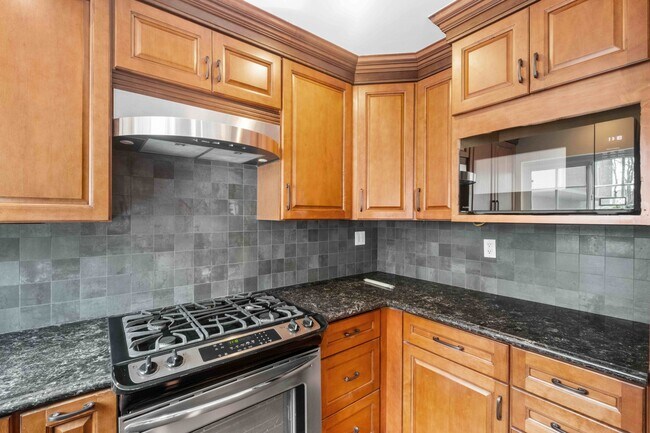 Building Photo - 5215 Sepulveda Blvd