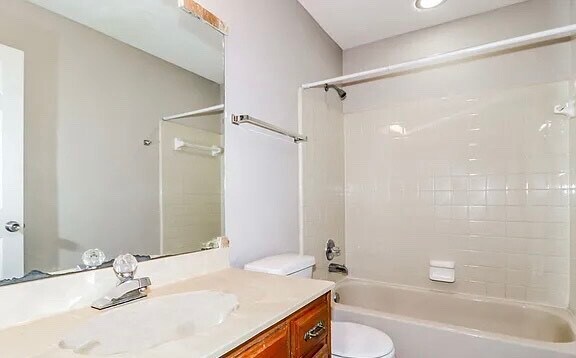 Building Photo - 2654 Van Eaton Ln