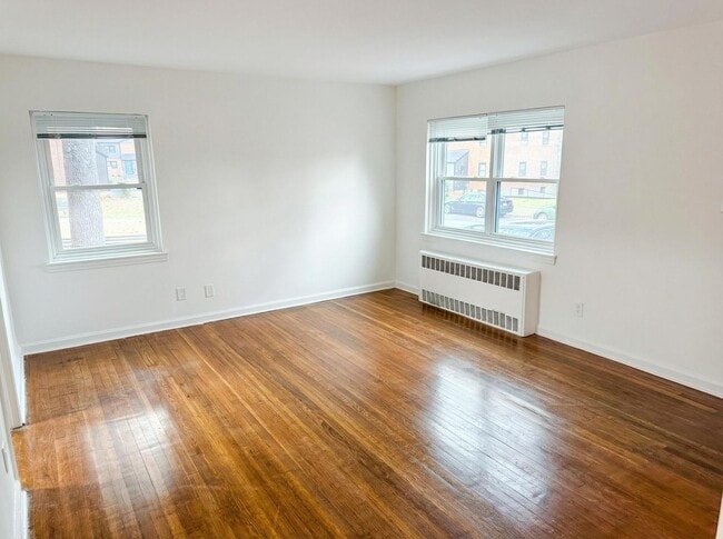 Building Photo - Fairmont Estates