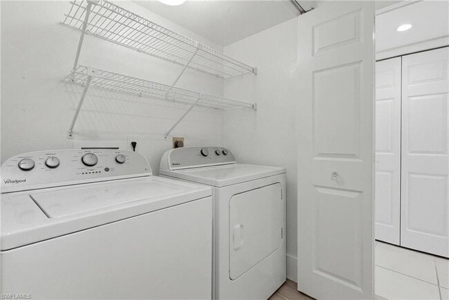 Building Photo - 5601 Turtle Bay Dr