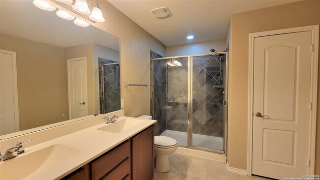 Building Photo - 2037 Brandywine Dr