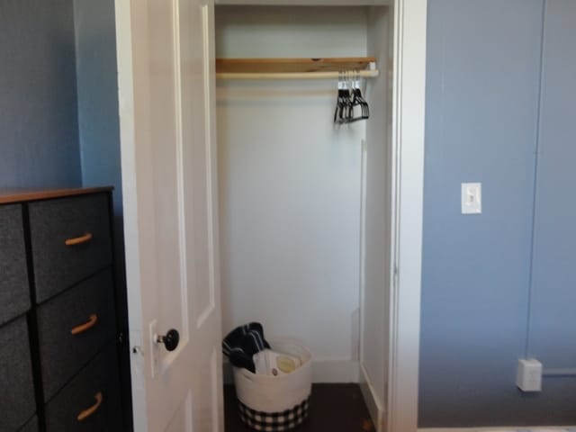 Building Photo - 8 Russell St