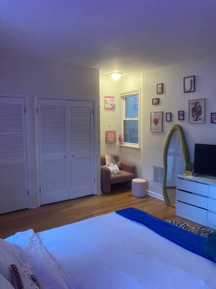 Building Photo - 1772 Willard St NW