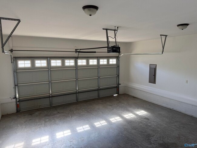 Building Photo - 28225 Cedar Hill Rd