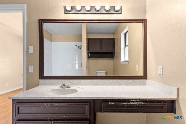 Building Photo - 3923 Oak Valley Dr