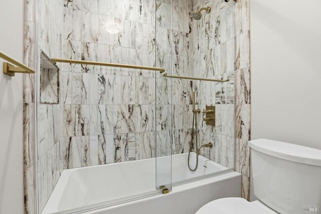 Building Photo - 122 Mariner Green Ct