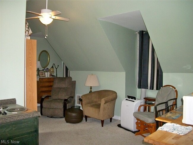 Building Photo - 505 5th St