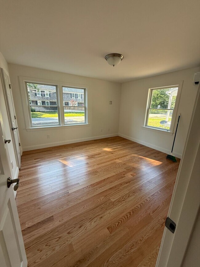 Building Photo - Brand new two bedroom home. Hyannis Ma.