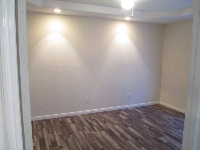 Building Photo - 1430 Avenue Q