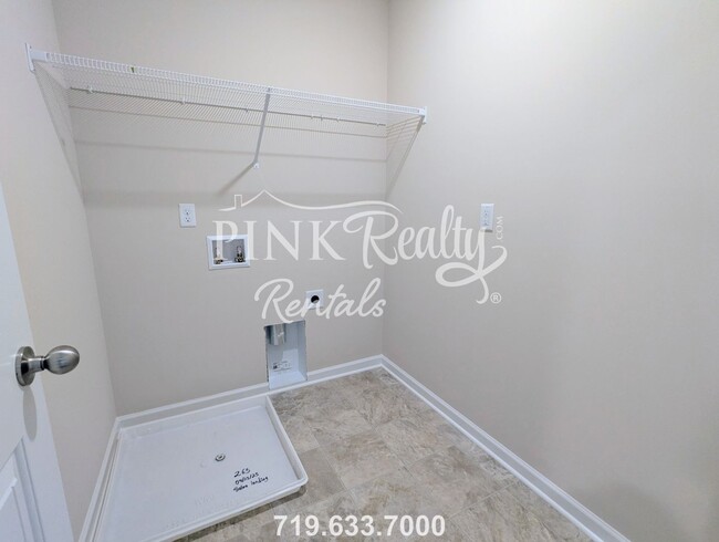 Building Photo - 4014 Colleton Ln