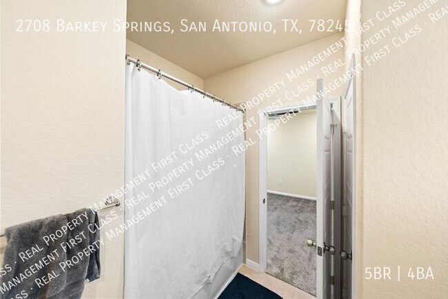 Building Photo - 2708 Barkey Spgs