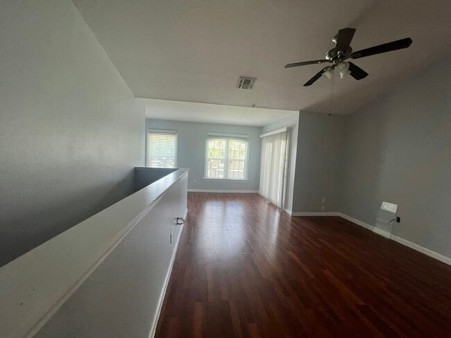 Building Photo - 6542 Swissco Dr