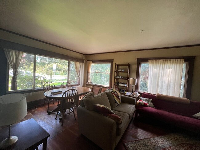 Primary Photo - Studio apartment near WWU!