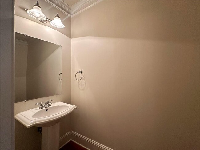 Building Photo - 5132 Meridian Ln