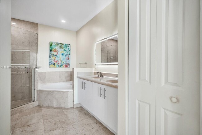 Building Photo - 7910 Harbor Island Dr