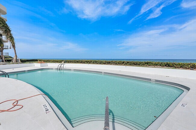 Building Photo - 3400 S Ocean Blvd