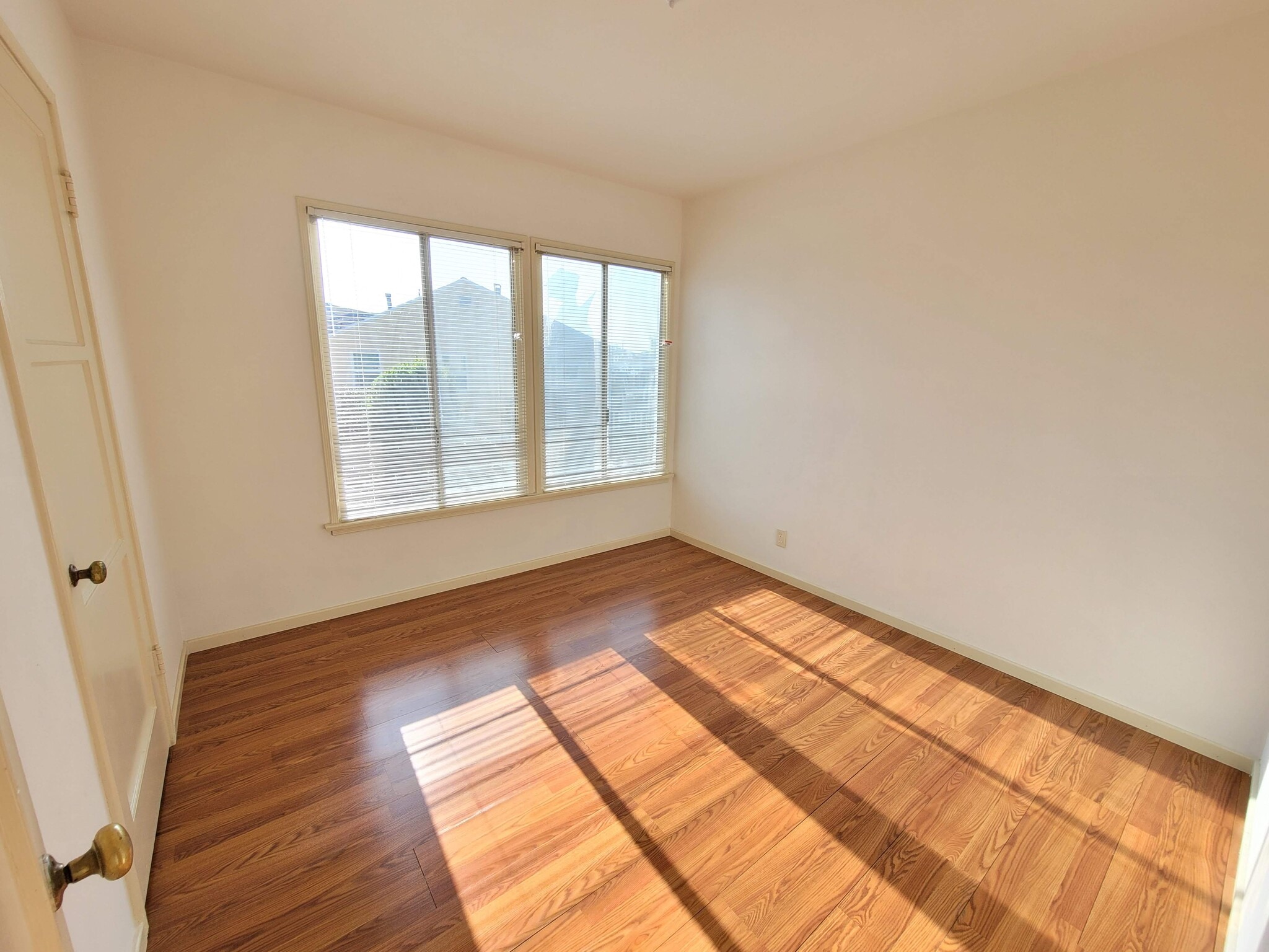 Front Bedroom - 10740 Galvin St