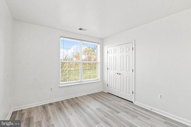 Building Photo - 1824 Cedar Cove Way