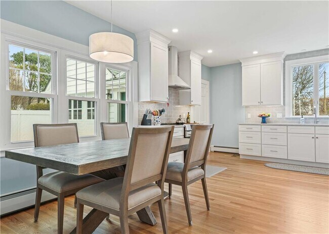 Building Photo - 112 Esplanade