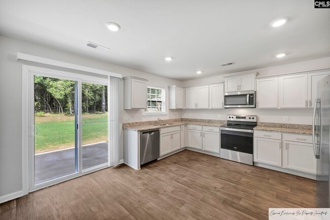 Building Photo - 148 Rushton Dr