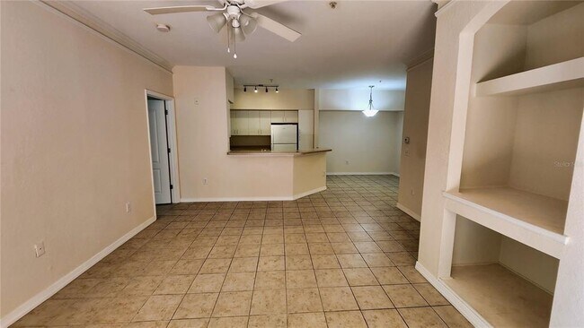 Building Photo - 4122 Central Sarasota Pkwy