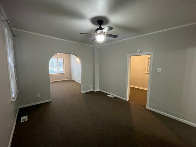 Building Photo - 3535 S Lowe Ave