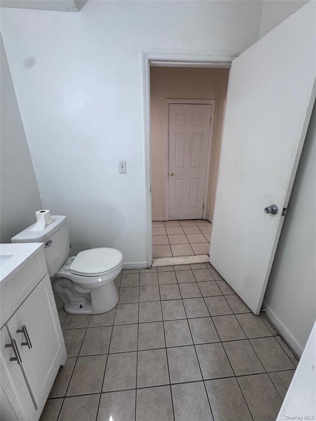 Building Photo - 4 Gray St