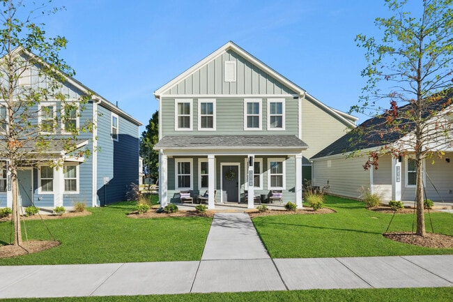 Building Photo - Hamlet Huntersville - Homes & Townhomes fo...