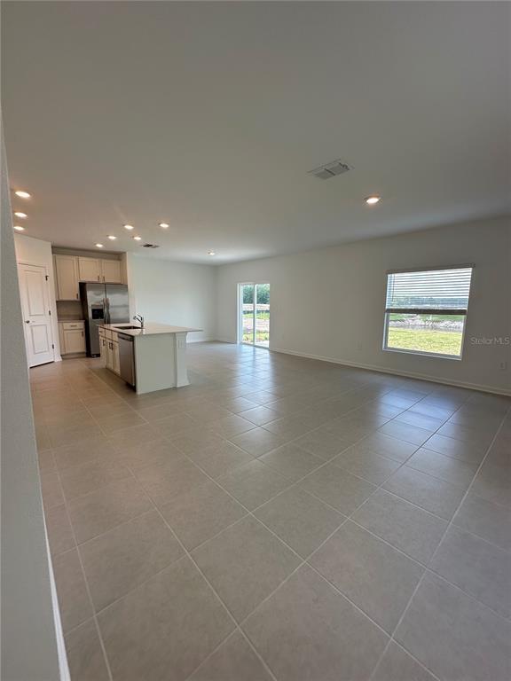 Building Photo - 5695 Ficus Aurea St