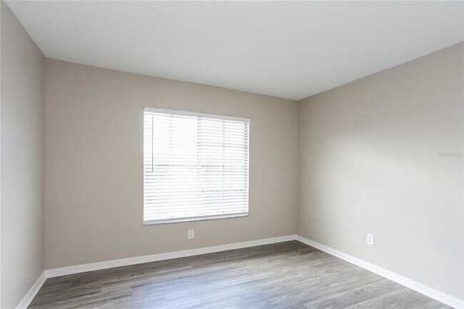 Building Photo - 11839 Brenford Crest Dr