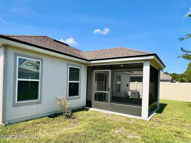 Building Photo - 12598 Itani Wy