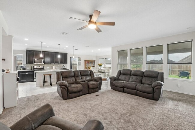 Building Photo - 2603 Wallingford Dr