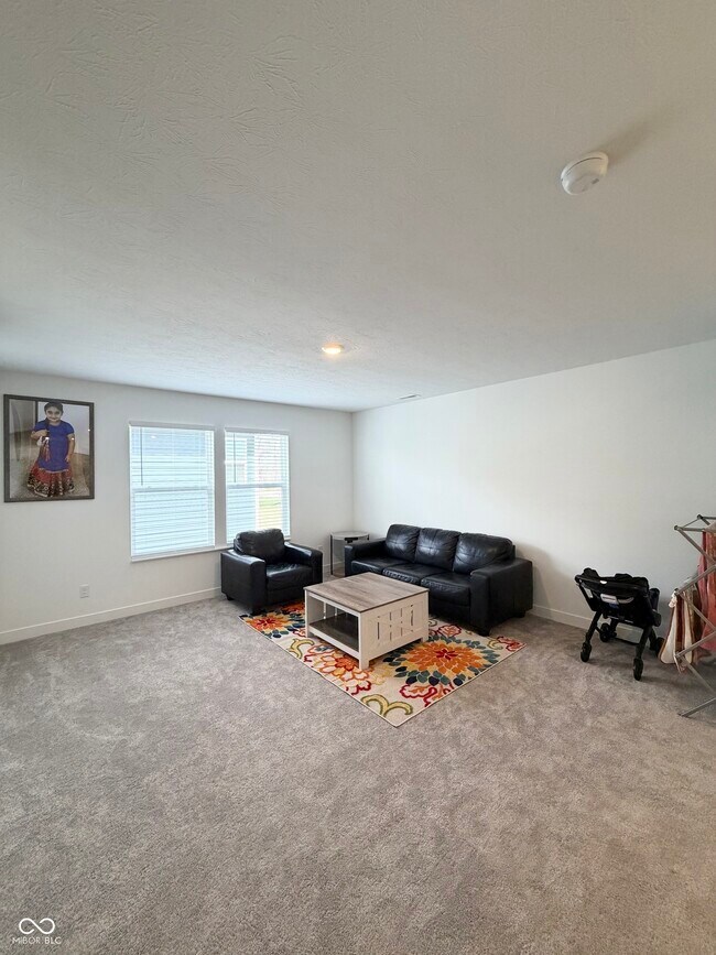 Building Photo - 1208 Taggart Wy