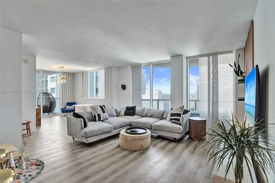 Building Photo - 244 Biscayne Blvd