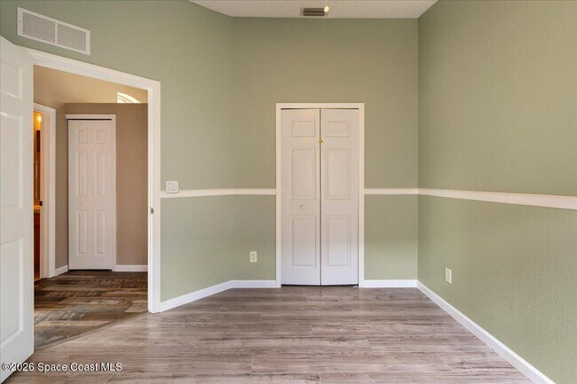 Building Photo - 2667 Deercroft Dr