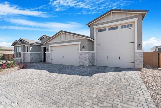 Building Photo - 22303 N Daniel Dr