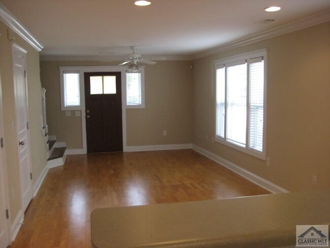 Building Photo - PRE-LEASING FOR AUGUST 2026!