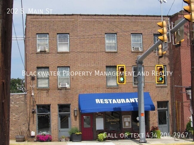 Primary Photo - 202 S Main St
