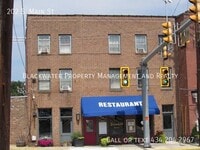 Building Photo - 202 S Main St