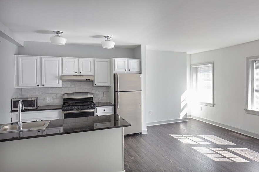 Interior Photo - The Newbern
