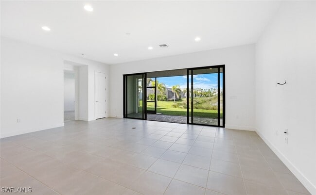 Building Photo - 12771 Woodbury Dr