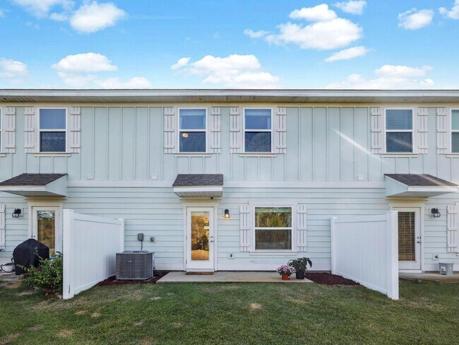 Building Photo - 89 Crossing Ln